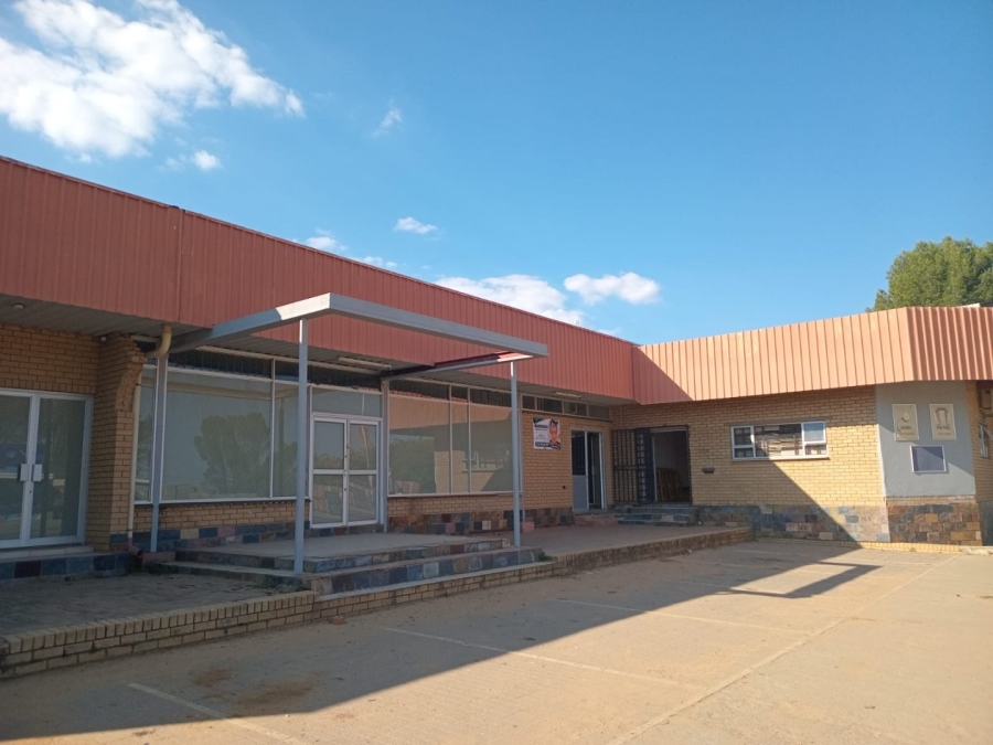  Bedroom Property for Sale in Hoopstad Free State